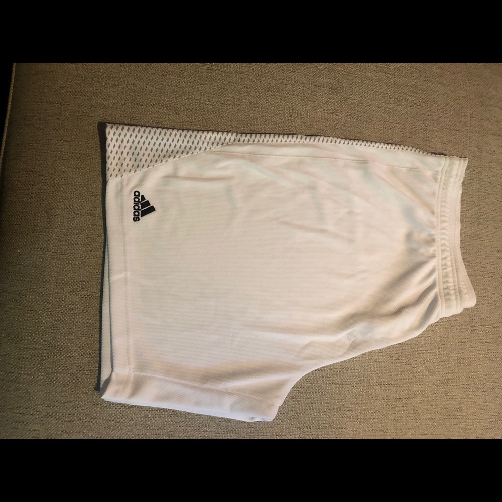White Adidas XXL Zingo shorts